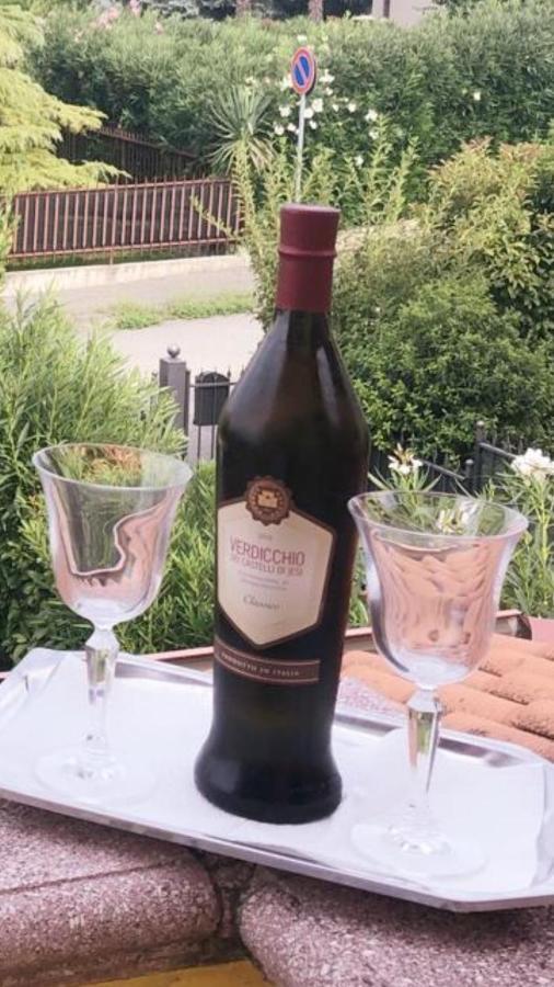 Giulietta e Romeo Bed & Breakfast Peschiera del Garda Exterior foto